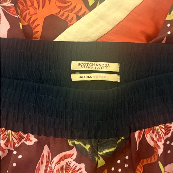 Scotch & Soda Red and Green Wide Leg Pants - Picture 9 of 11